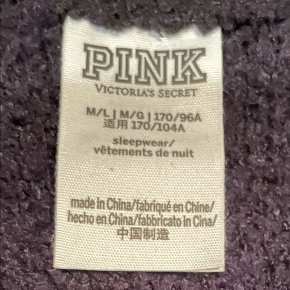 Victoria’s Secret cozy robe-size M/L-knee length - Picture 2 of 2